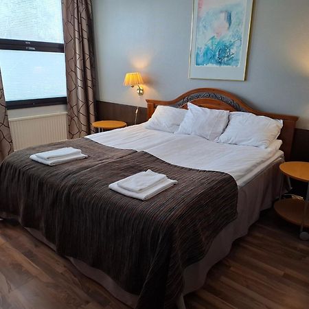 Hotel Lapuahovi Екстер'єр фото