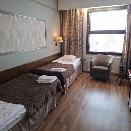 Hotel Lapuahovi Екстер'єр фото