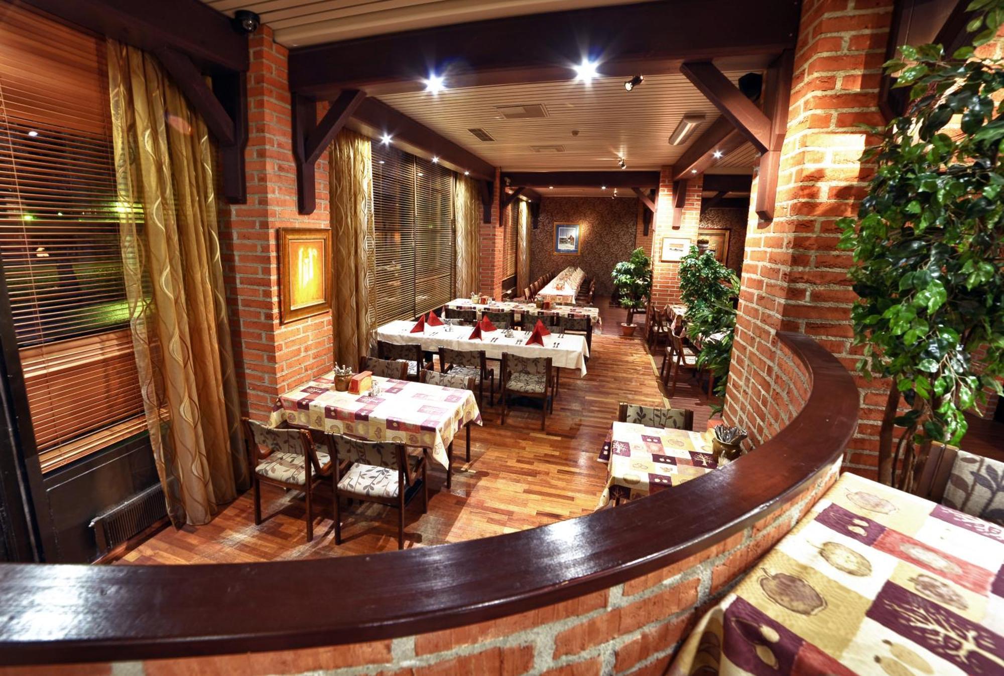 Hotel Lapuahovi Екстер'єр фото