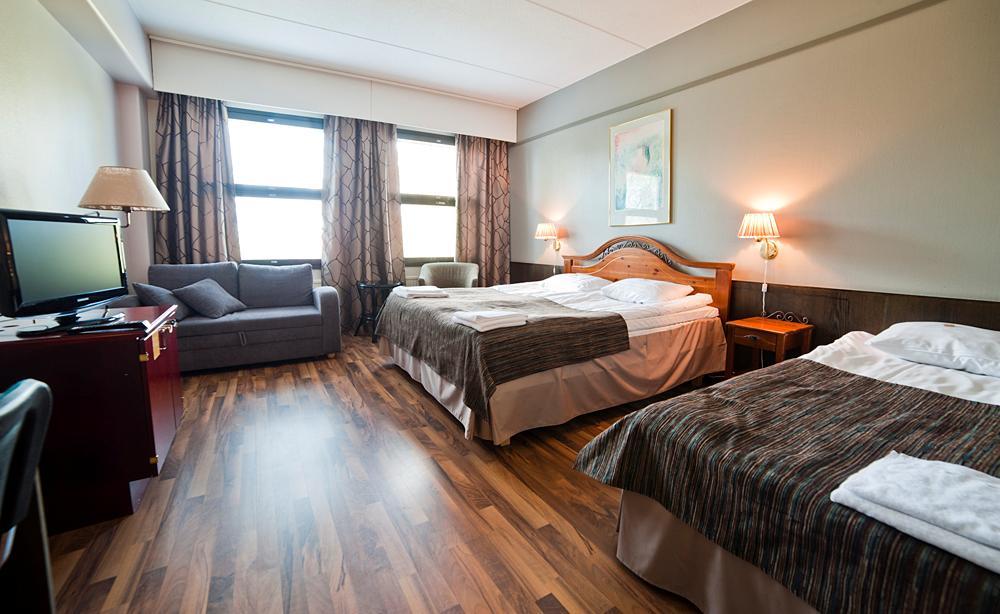Hotel Lapuahovi Екстер'єр фото