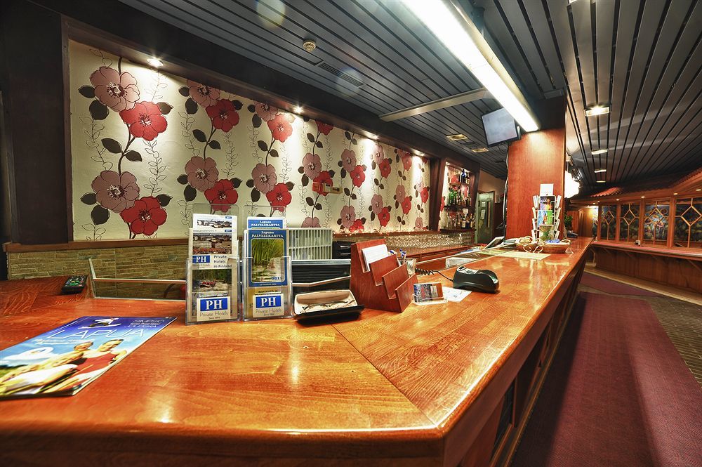 Hotel Lapuahovi Екстер'єр фото